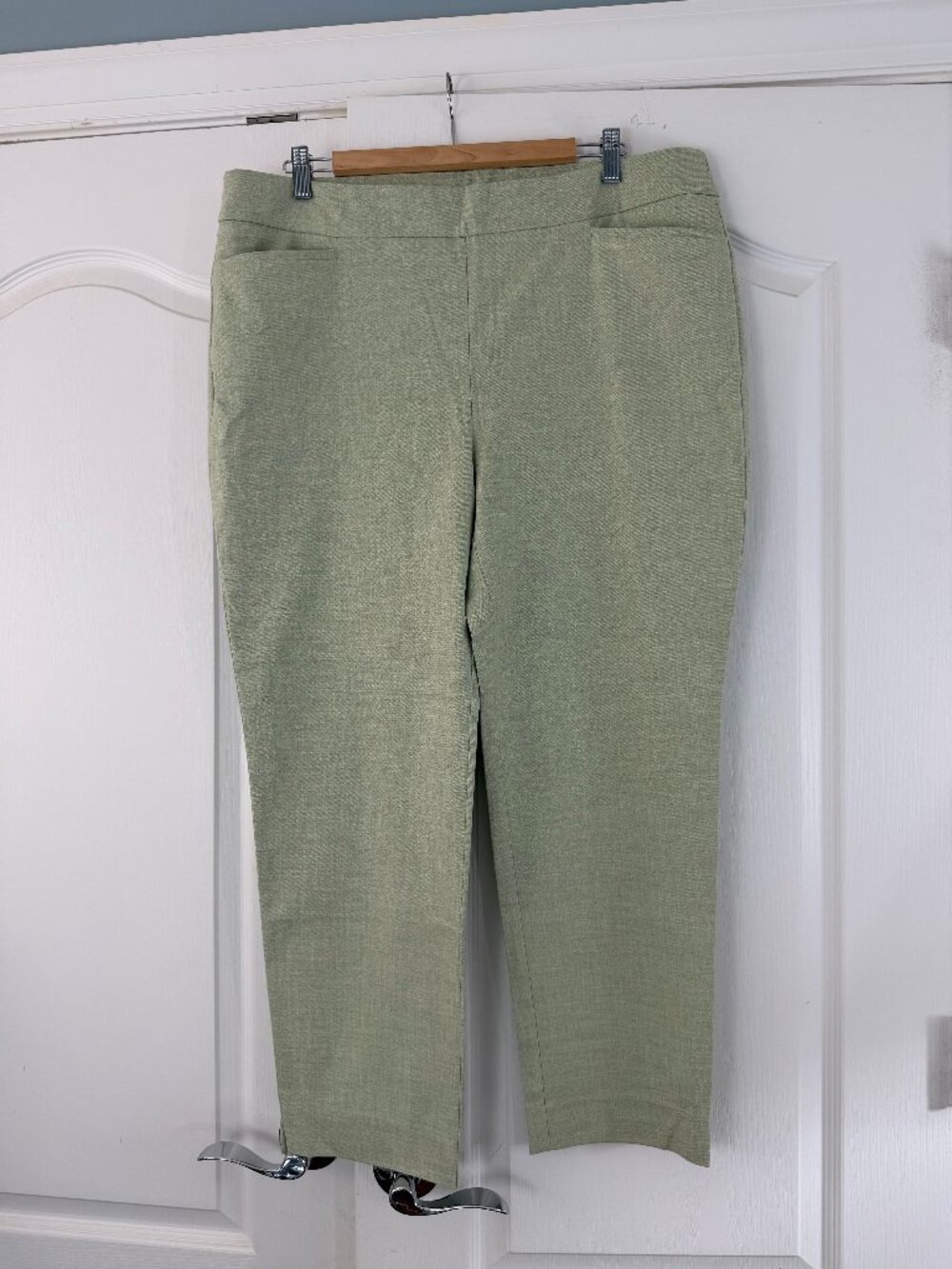 Chico's Pants Size 3 (16) Green 3049